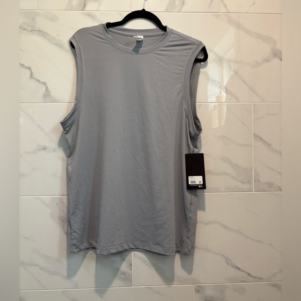 NWT Men’s Medium 90 Degree by Reflex Gray  Iconic Muscle Tank